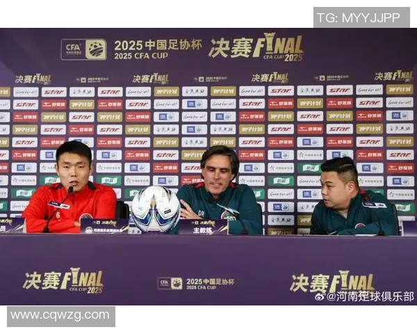 为梦想而战足球加油助力每一场比赛的激情与荣耀